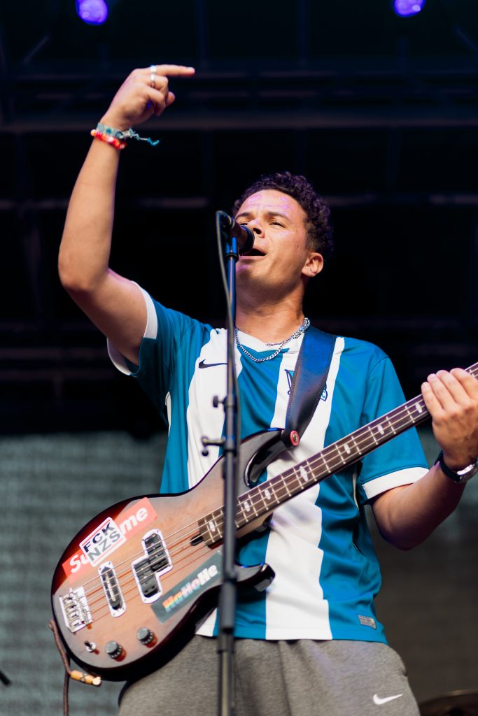 Udo Butter & das Team live beim Rockade Festiwoll Kirchveischede 2025, Festivalfotografie Sauerland