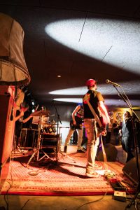 Konzertaufnahme mit Band auf der Bühne in Lennestadt, Sauerland, Eventfotografie