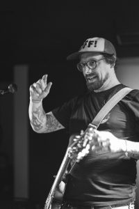 Konzertaufnahme mit Band auf der Bühne in Lennestadt, Sauerland, Eventfotografie